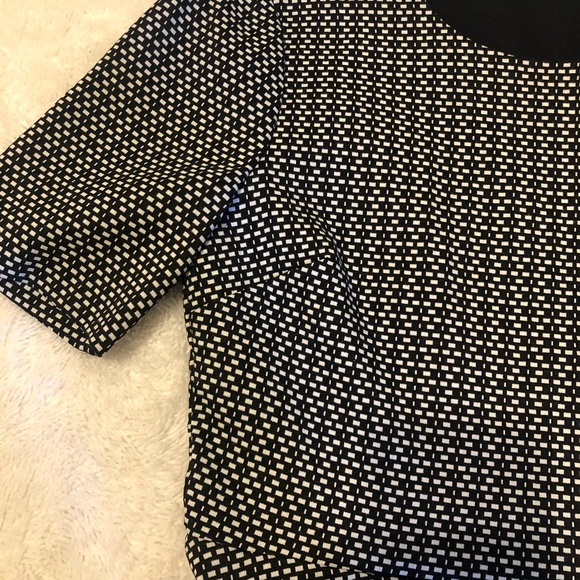 Super cute top IMNYC by Isaac Mizrahi - Picture 3 of 6